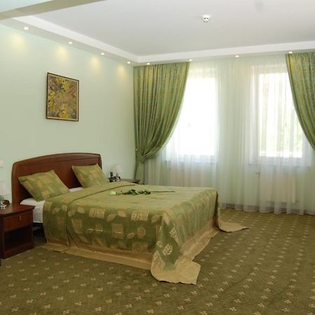 Platinum Hotel Кишинів Екстер'єр фото