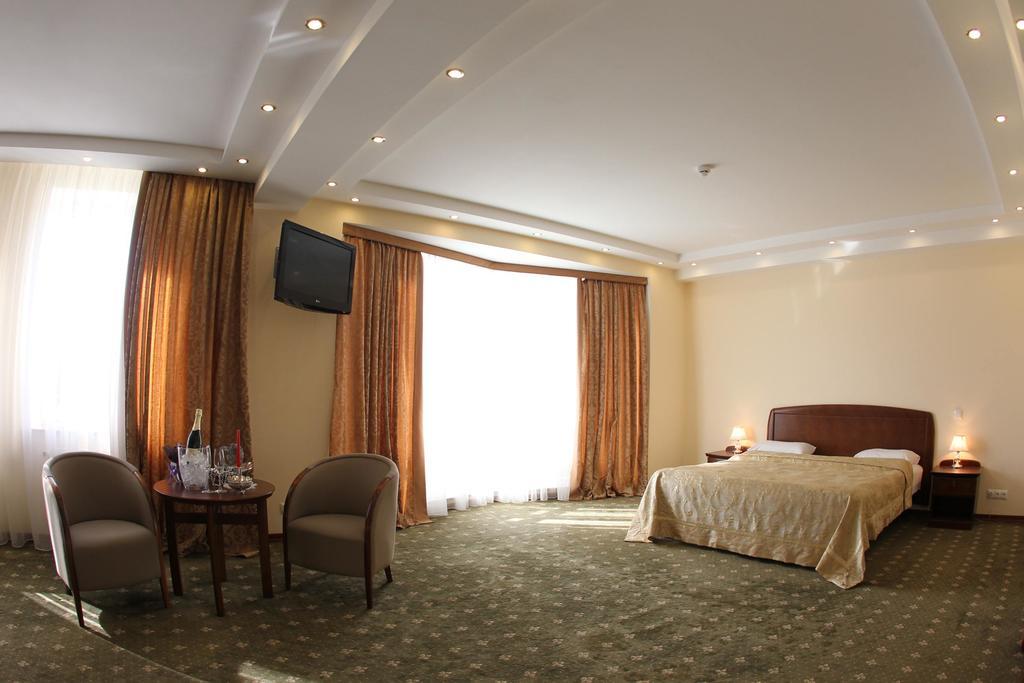 Platinum Hotel Кишинів Екстер'єр фото