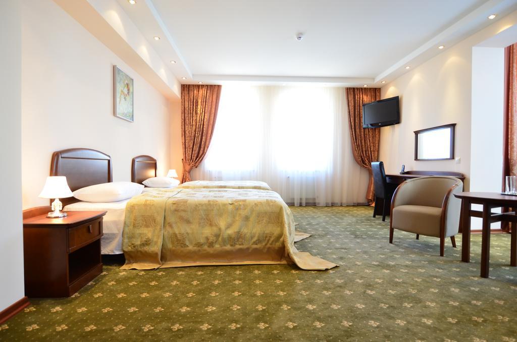 Platinum Hotel Кишинів Екстер'єр фото